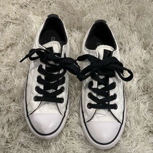 Converse - Chuck Taylor